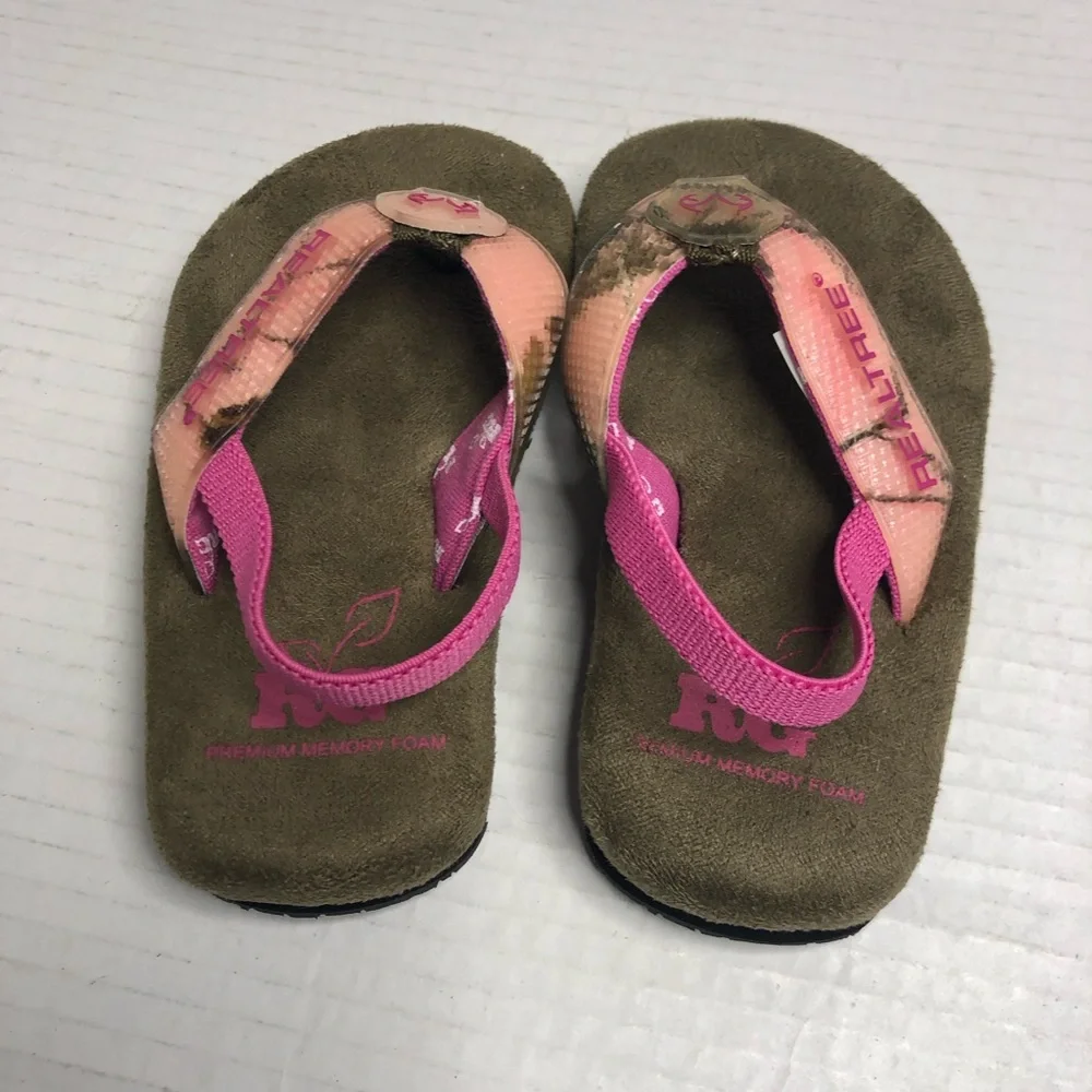 Real Tree Sandals Girls Size 8 Lil Range Pink Brown Memory Foam